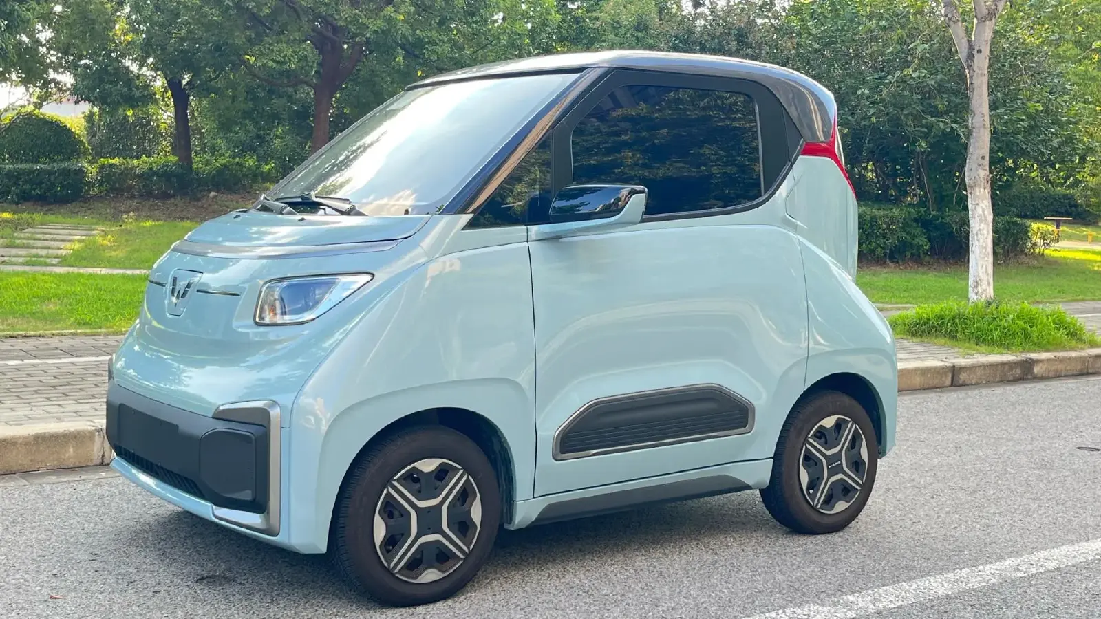 2021 WuLing Nano EV BEV 28KWH