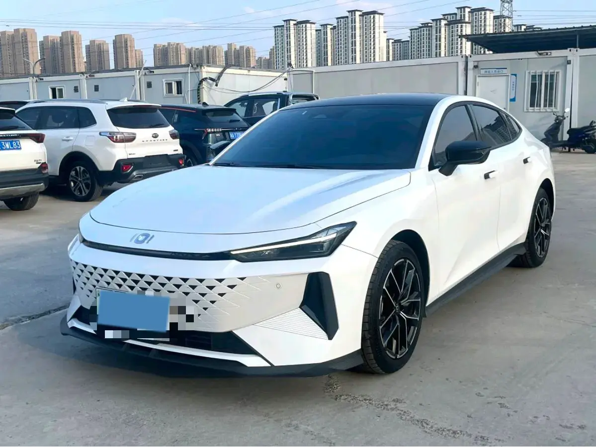 2023 ChangAn QiYuan Q05 1.5L 110HP L4 E-CVT PHEV 18.99KWH