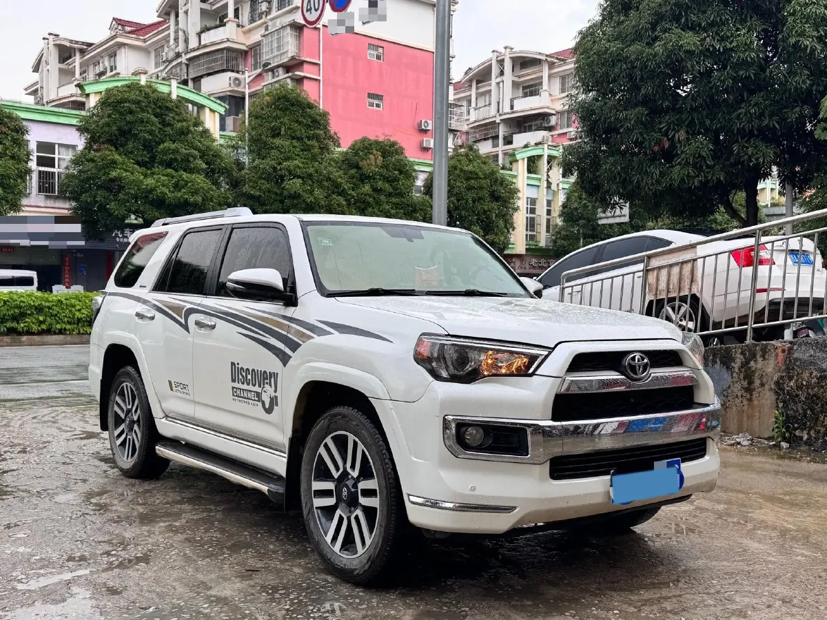 2020 Toyota Yaris 1.6T 261HP L3 6MT,autocango,china used car exporter,china ev exporter,chinese used car exporter,chinese used ev exporter