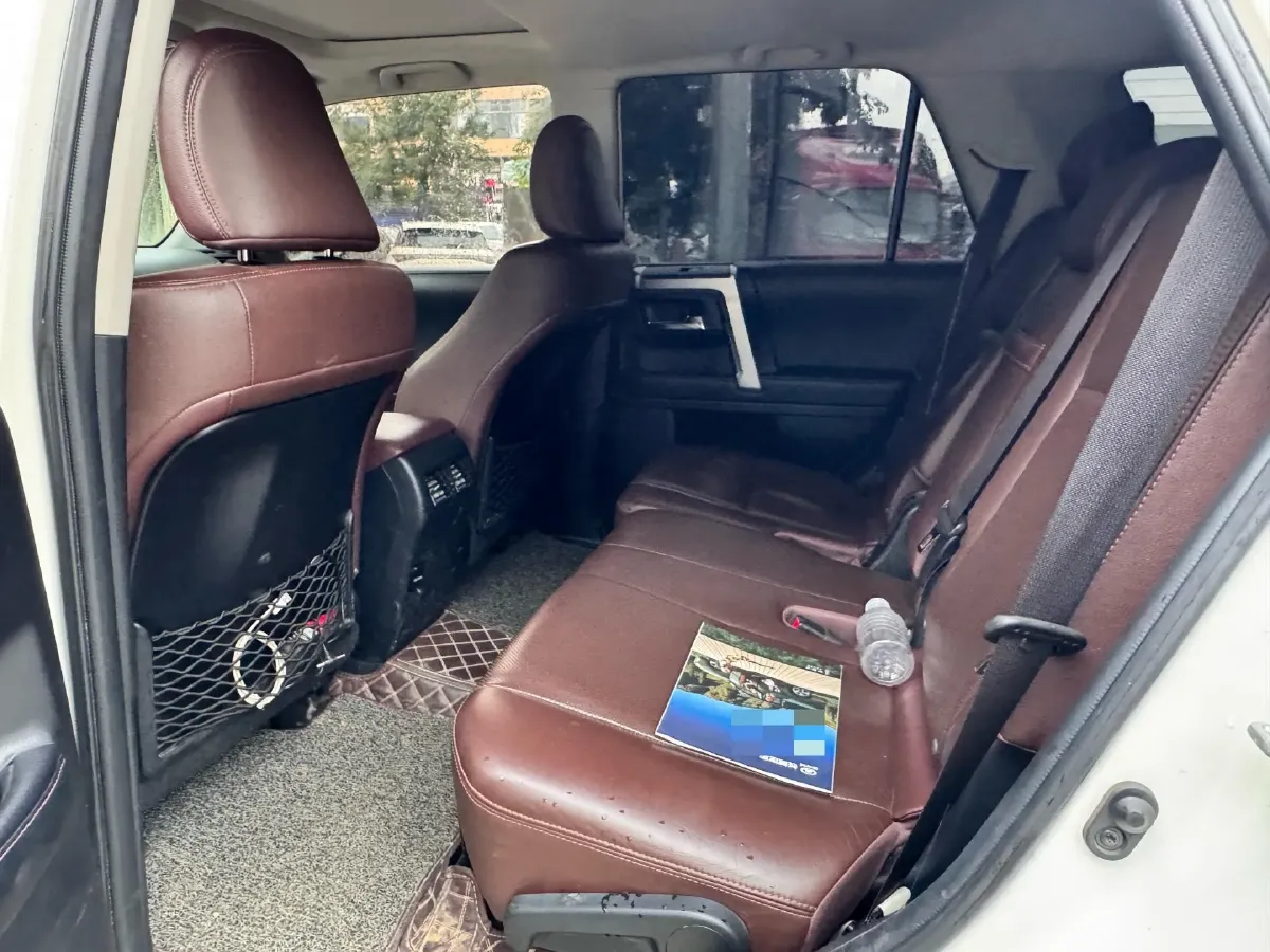 2020 Toyota Yaris 1.6T 261HP L3 6MT,autocango,china used car exporter,china ev exporter,chinese used car exporter,chinese used ev exporter