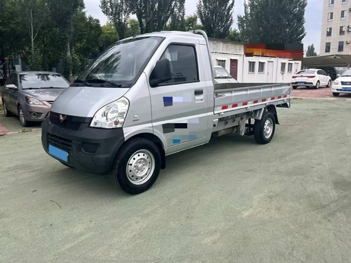 2021 WuLing RongGuang Mini Truck 1.5L 99HP L4 5MT