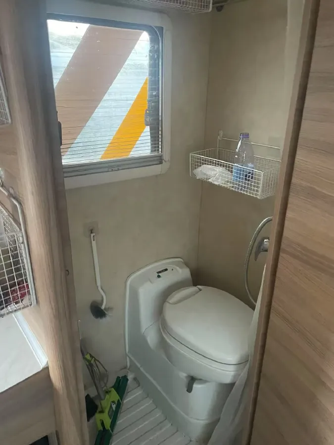 2019 MAXUS V80 RV,autocango,china used car exporter,china ev exporter,chinese used car exporter,chinese used ev exporter