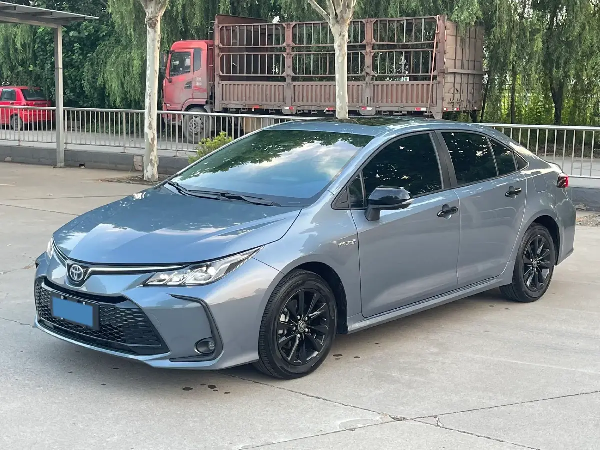 2023 Toyota Corolla 1.8L 98HP L4 E-CVT Hybrid
