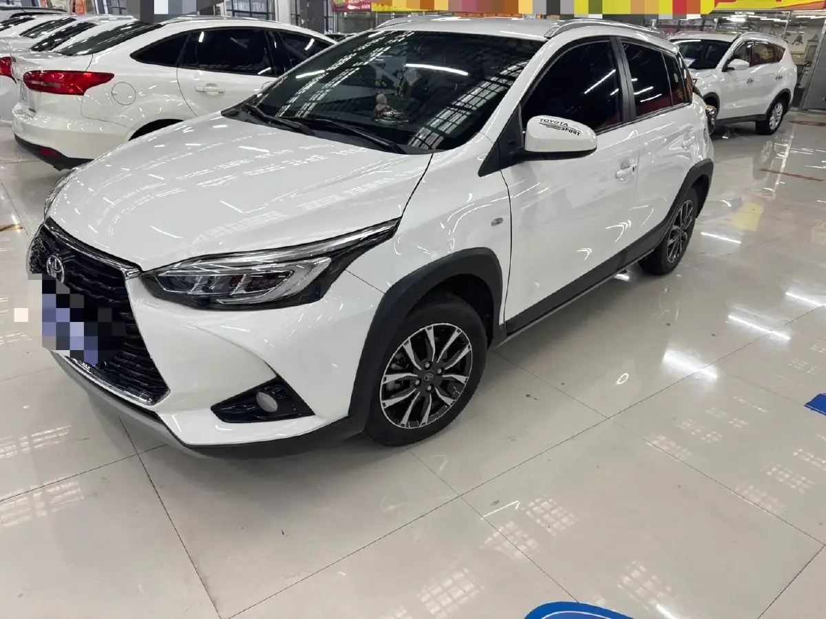 2022 Toyota Yaris L 1.5L 112HP L4 CVT