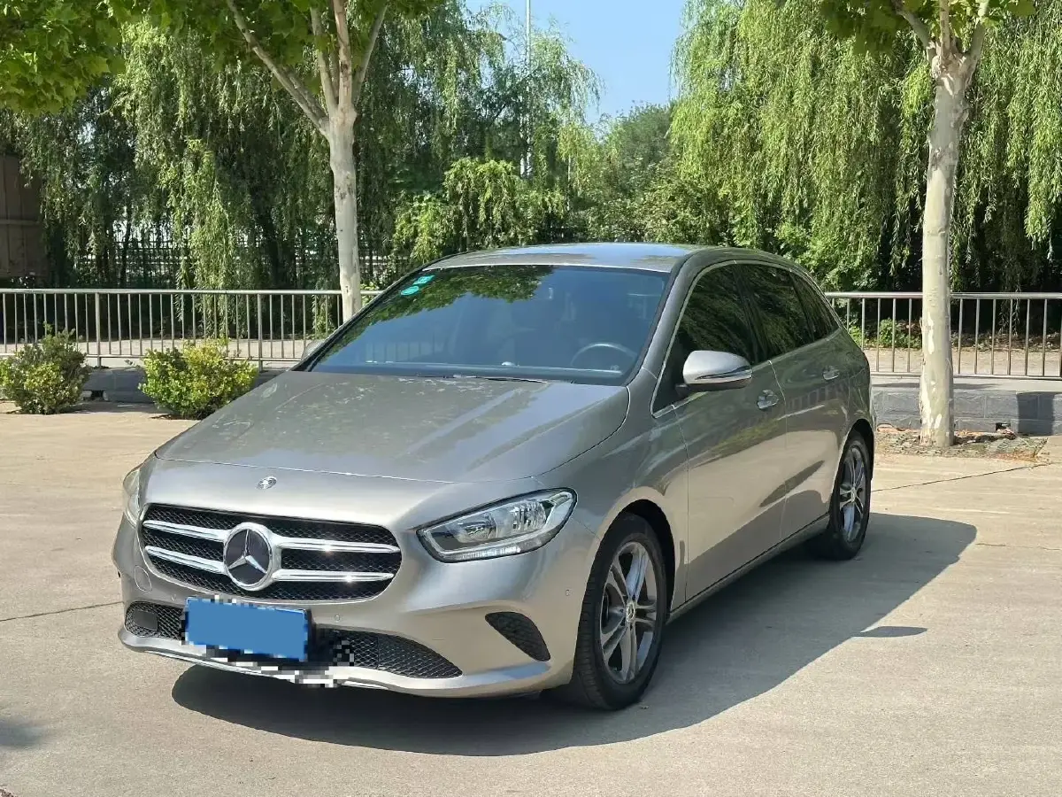 2020 Mercedes-Benz B Class 1.3T 136HP L4 7DCT