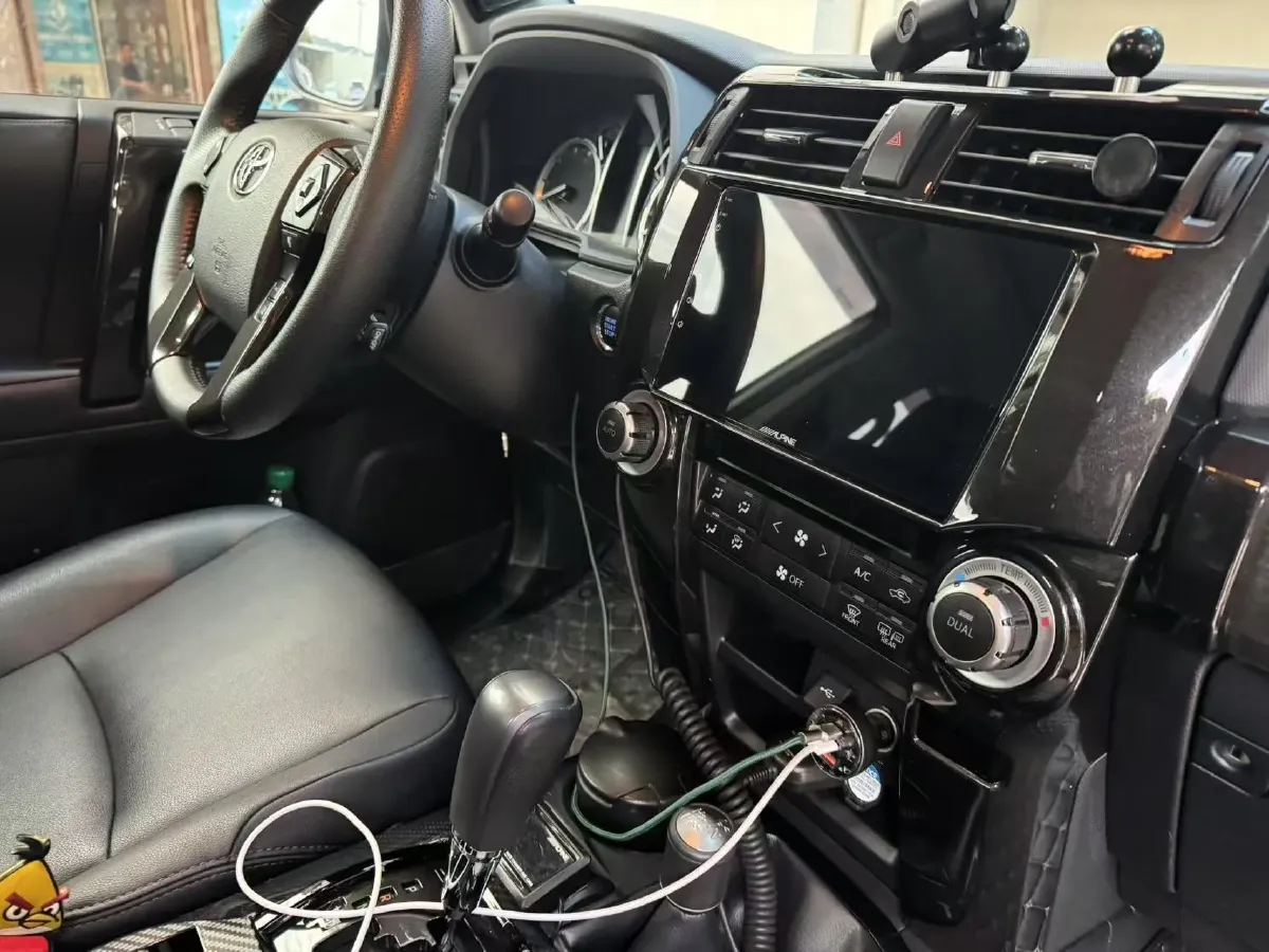 2022 Toyota 4Runner 4.0L 273HP V6 5AT,autocango,china used car exporter,china ev exporter,chinese used car exporter,chinese used ev exporter