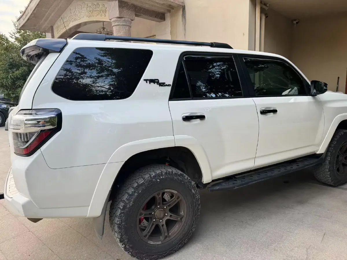 2022 Toyota 4Runner 4.0L 273HP V6 5AT,autocango,china used car exporter,china ev exporter,chinese used car exporter,chinese used ev exporter