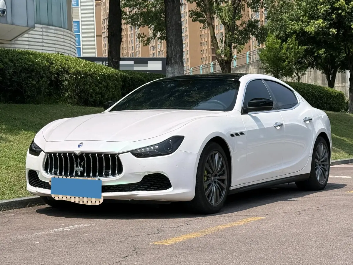 2017 Maserati Ghibli 3.0T 350HP V6 8AT