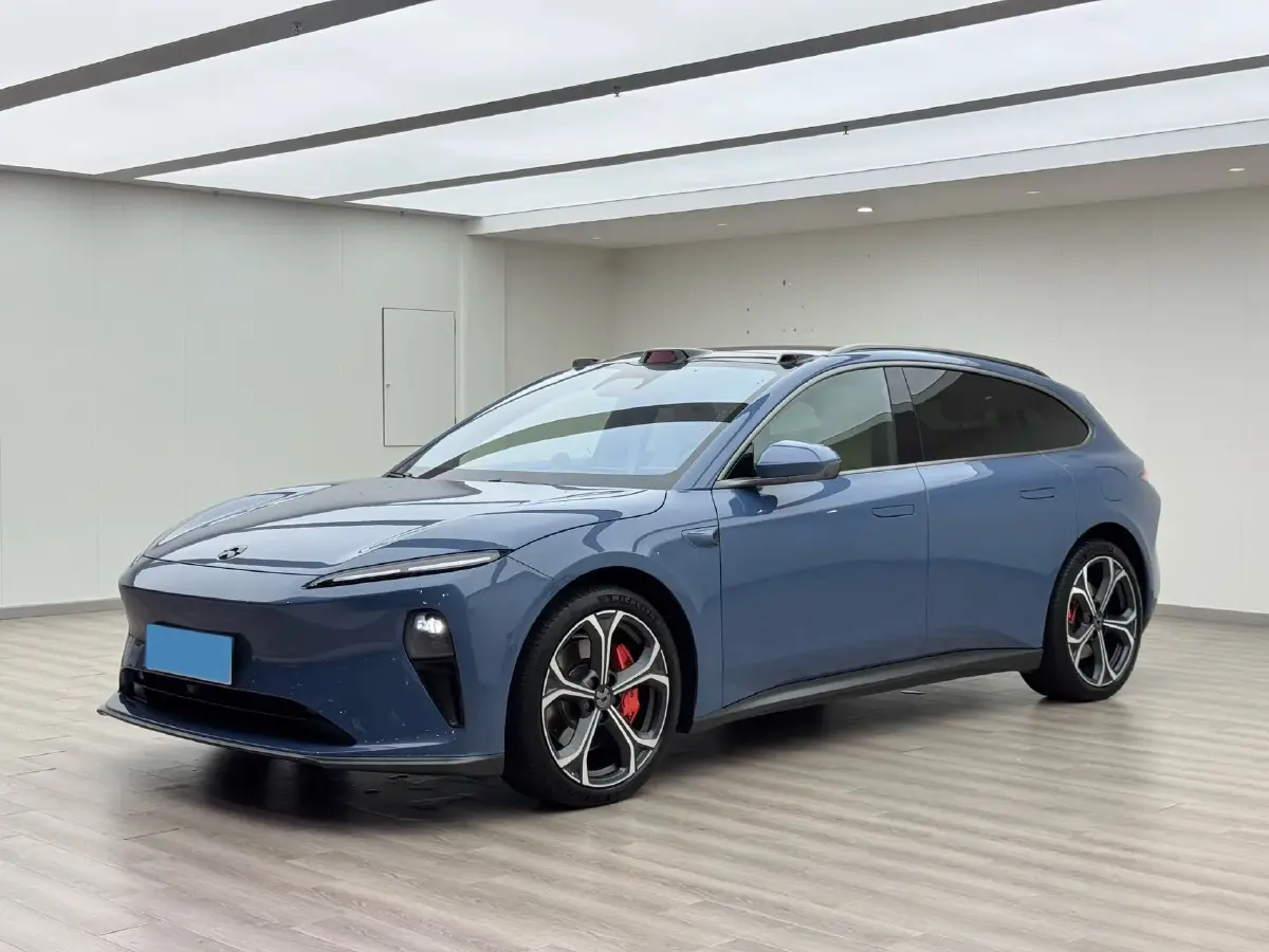 2024 NIO ET5T BEV 75KWH