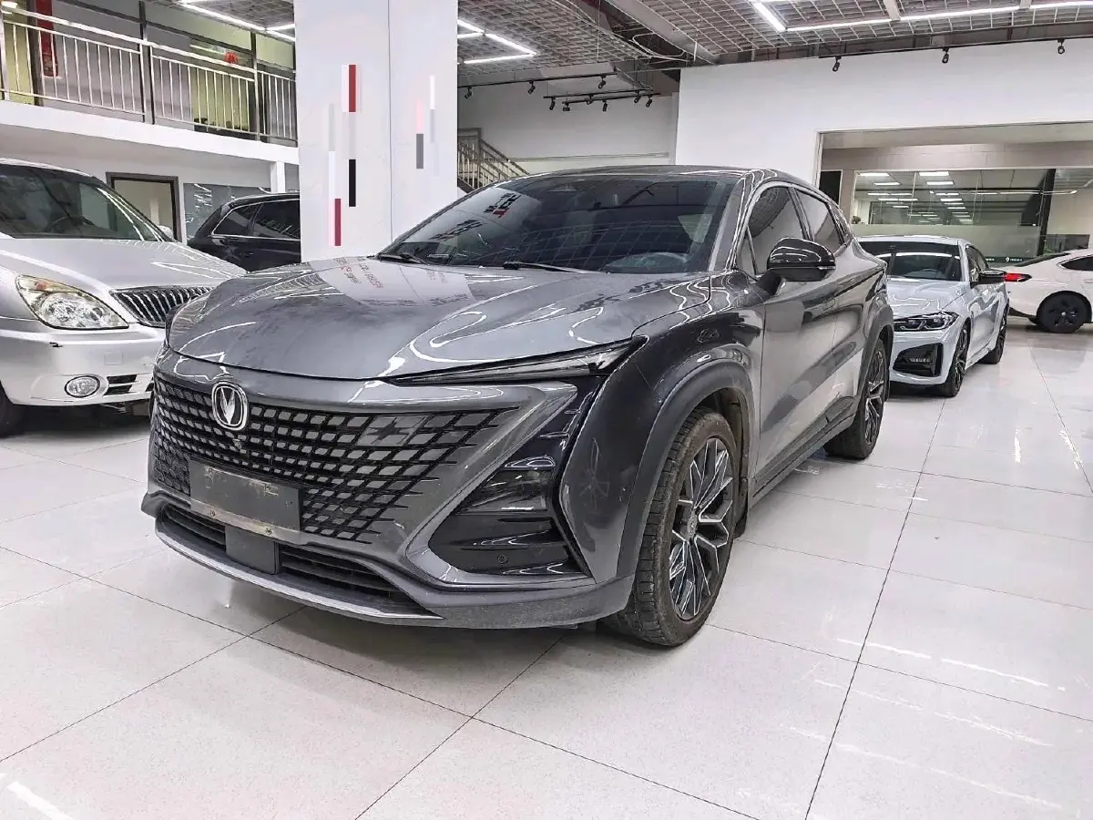 2022 ChangAn UNI-T 1.5T 188HP L4 7DCT