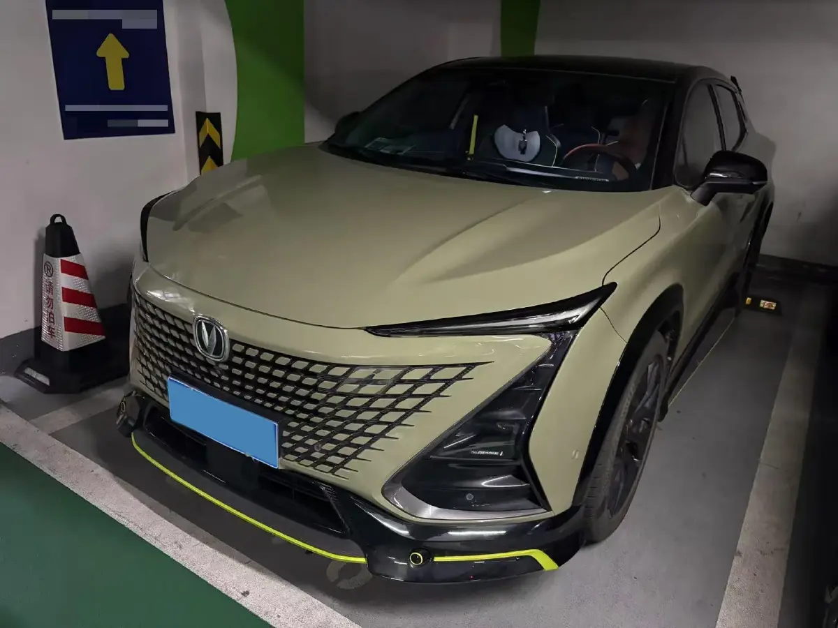 2022 ChangAn UNI-T 1.5T 188HP L4 7DCT