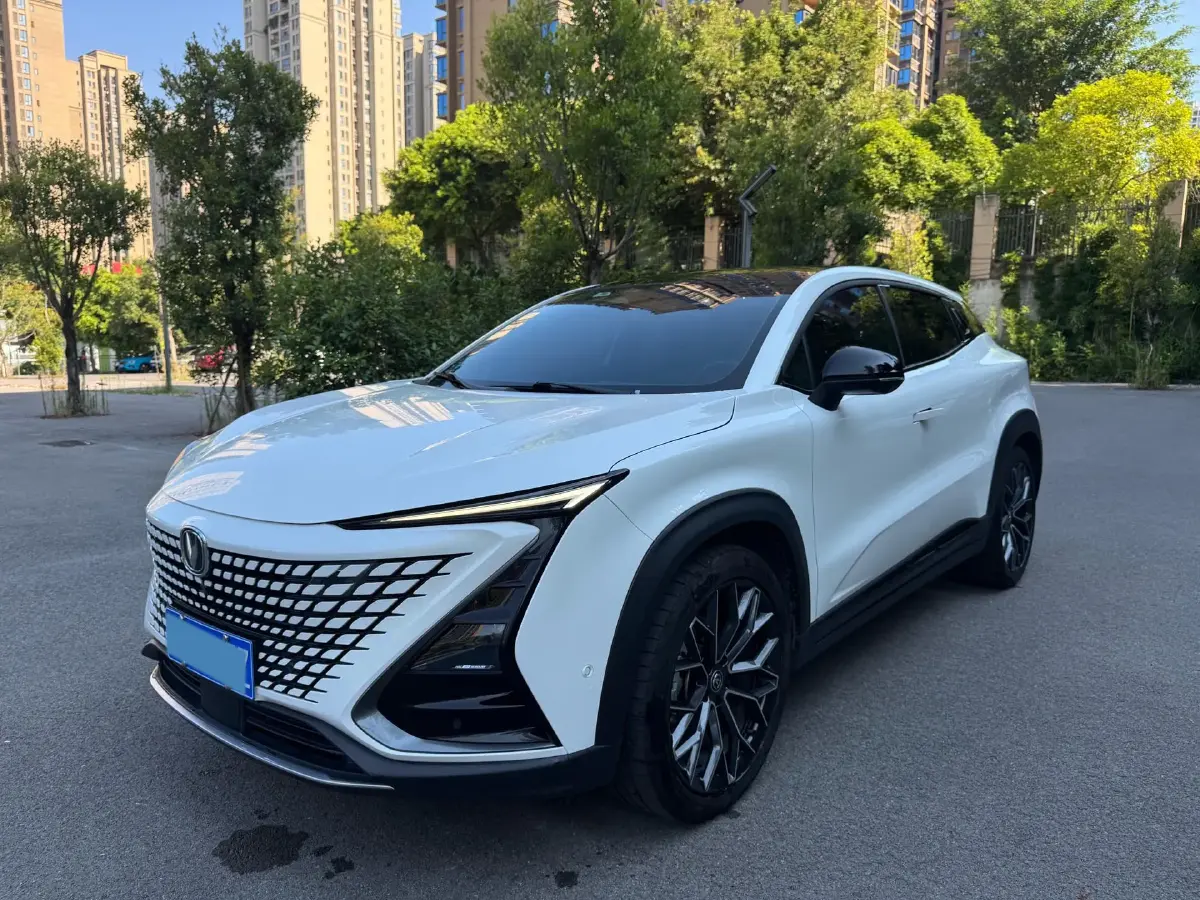2022 ChangAn UNI-T 1.5T 188HP L4 7DCT