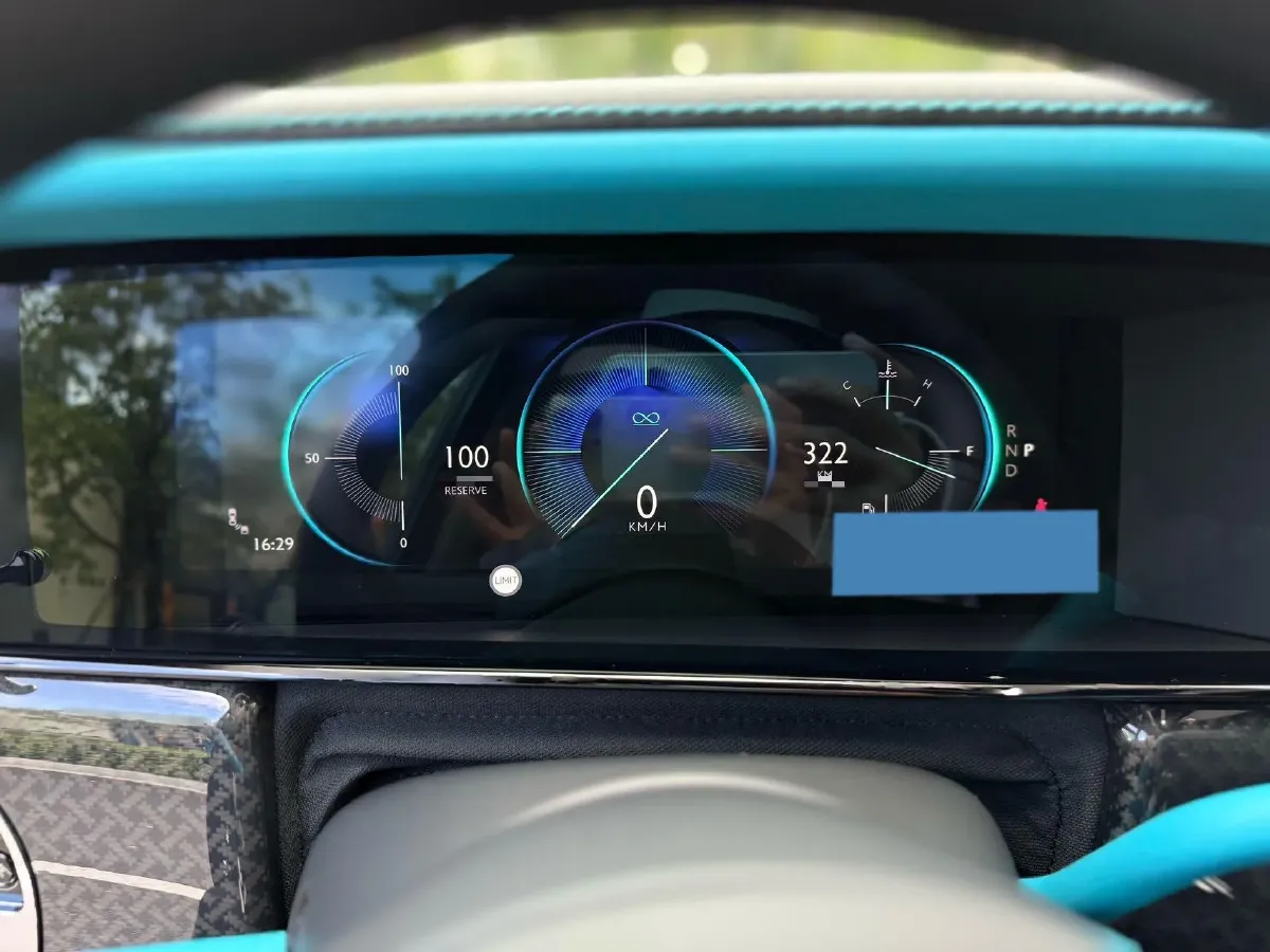 2025 Mansory Cullinan 6.7T 600HP V12 8AT,autocango,china used car exporter,china ev exporter,chinese used car exporter,chinese used ev exporter