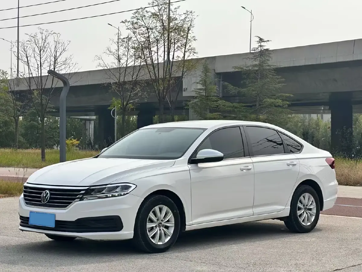 2022 Volkswagen Lavida 1.5L 113HP L4 6AT