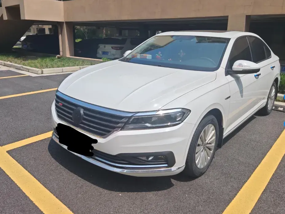 2021 Volkswagen Lavida 1.5L 113HP L4 6AT
