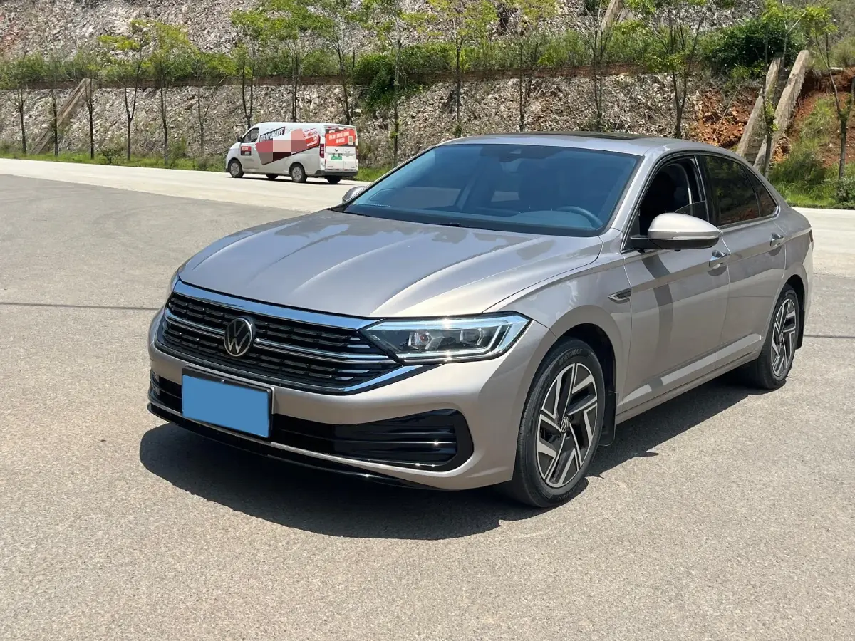 2023 Volkswagen Sagitar 1.4T 150HP L4 7DCT