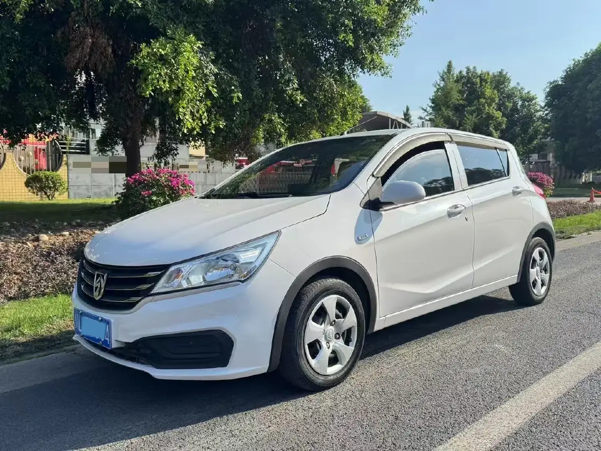 2016 BaoJun 310 1.2L 82HP L4 5MT