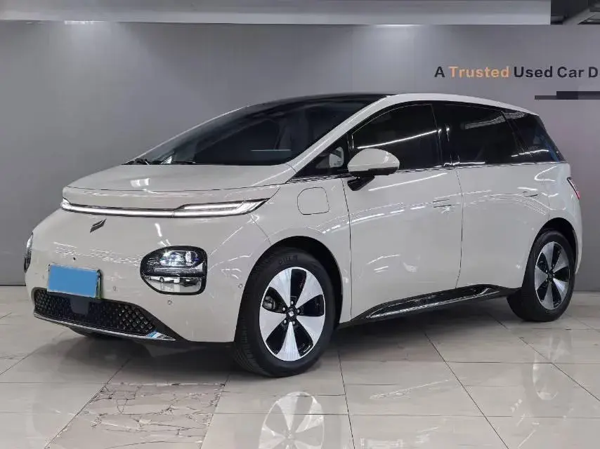2023 BaoJun Cloud BEV 50.6KWH