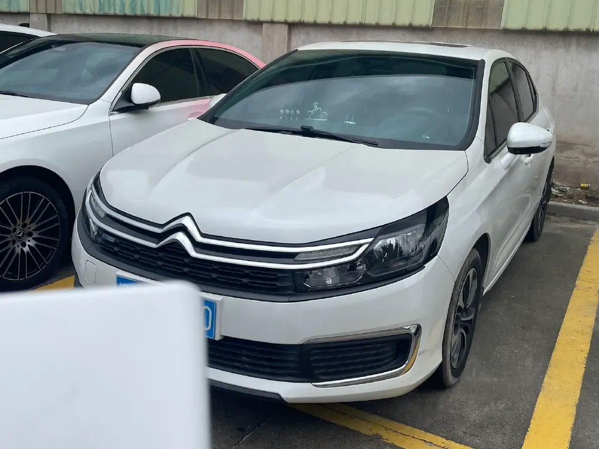2019 Citroen C4L 1.2T 136HP L3 6AT
