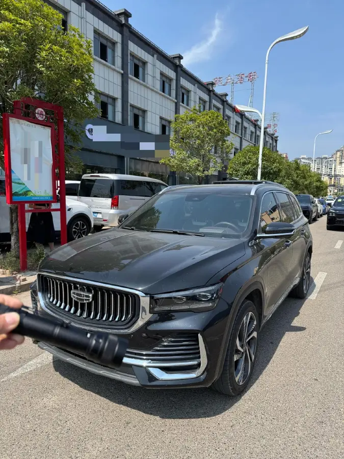 2024 Geely Monjaro 2.0T 238HP L4 8AT