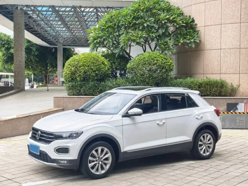 2022 Volkswagen T-Roc 1.4T 150HP L4 7DCT