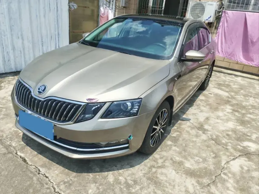 2019 Skoda Octavia 1.5L 116HP L4 6AT