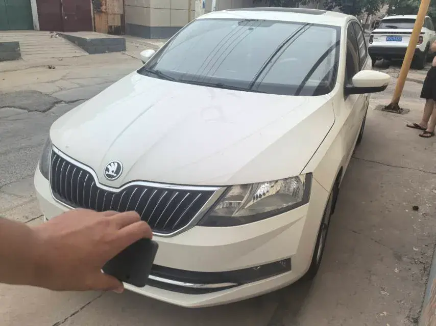 2018 Skoda Rapid 1.4L 90HP L4 5MT