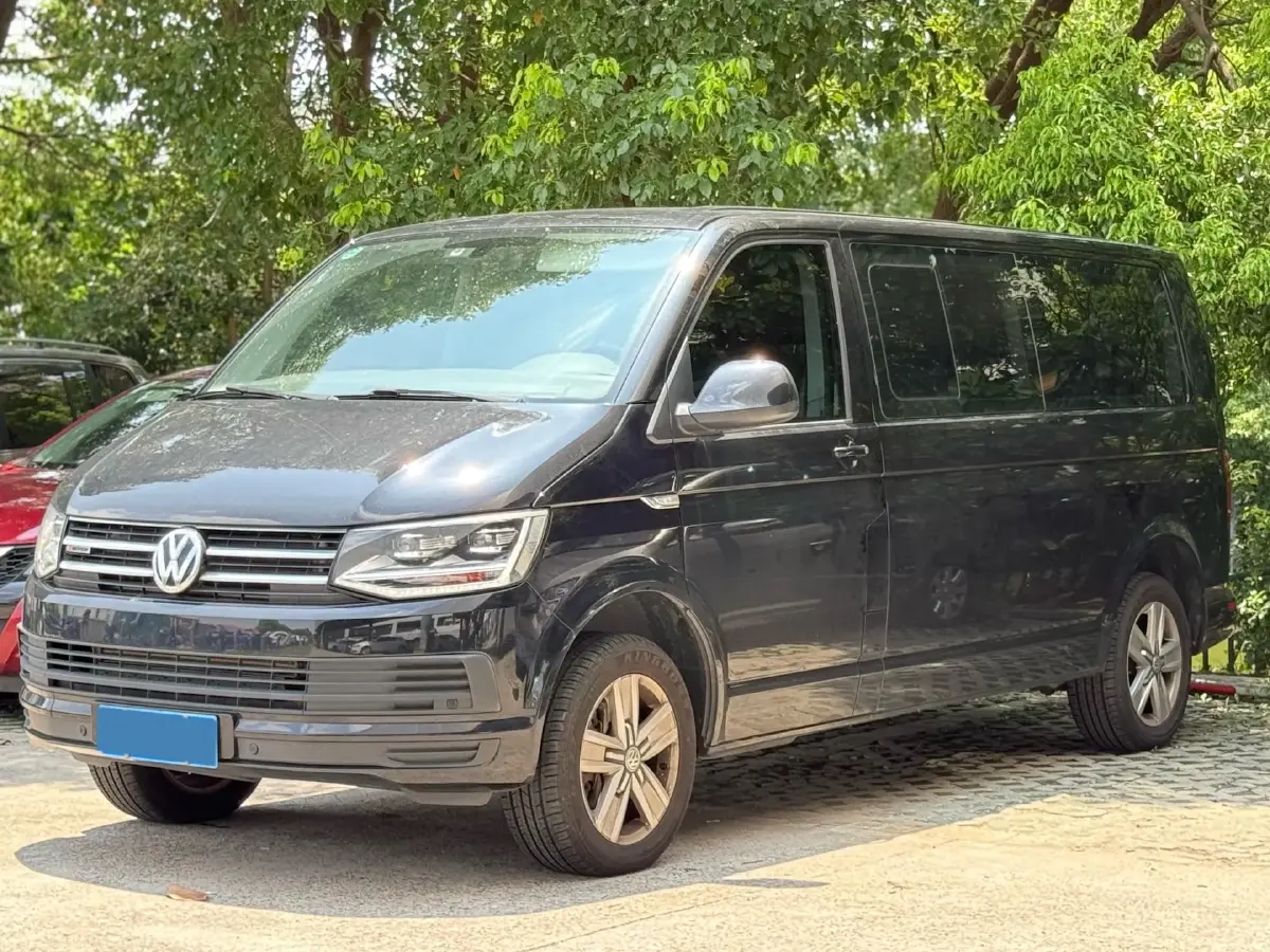 2019 Volkswagen Caravelle 2.0T 204HP L4 7DCT
