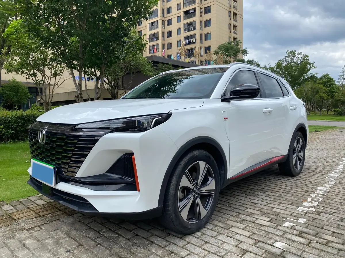 2022 ChangAn CS75 Plus 1.5T 178HP L4 6AT