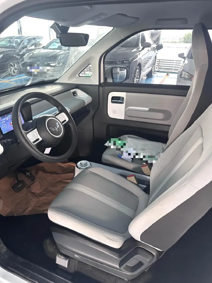 2023 WuLing Air ev BEV 28.4KWH,autocango,china used car exporter,china ev exporter,chinese used car exporter,chinese used ev exporter