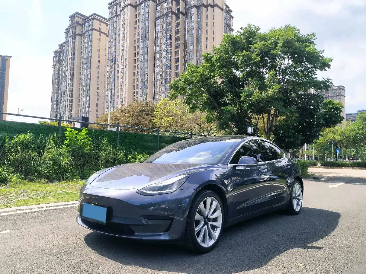 2020 Tesla Model 3 BEV 52KWH