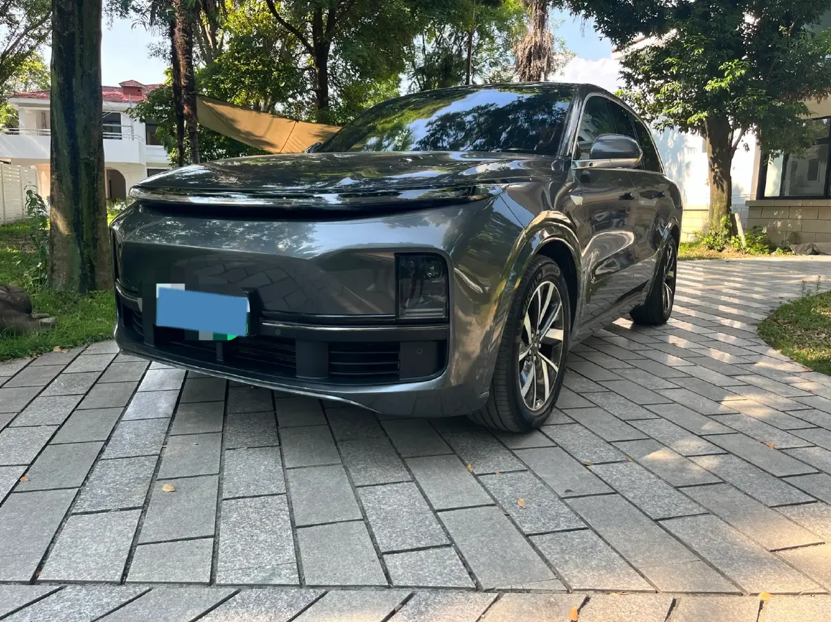 2023 Li L8 Range Extended 154HP REEV 40.9KWH