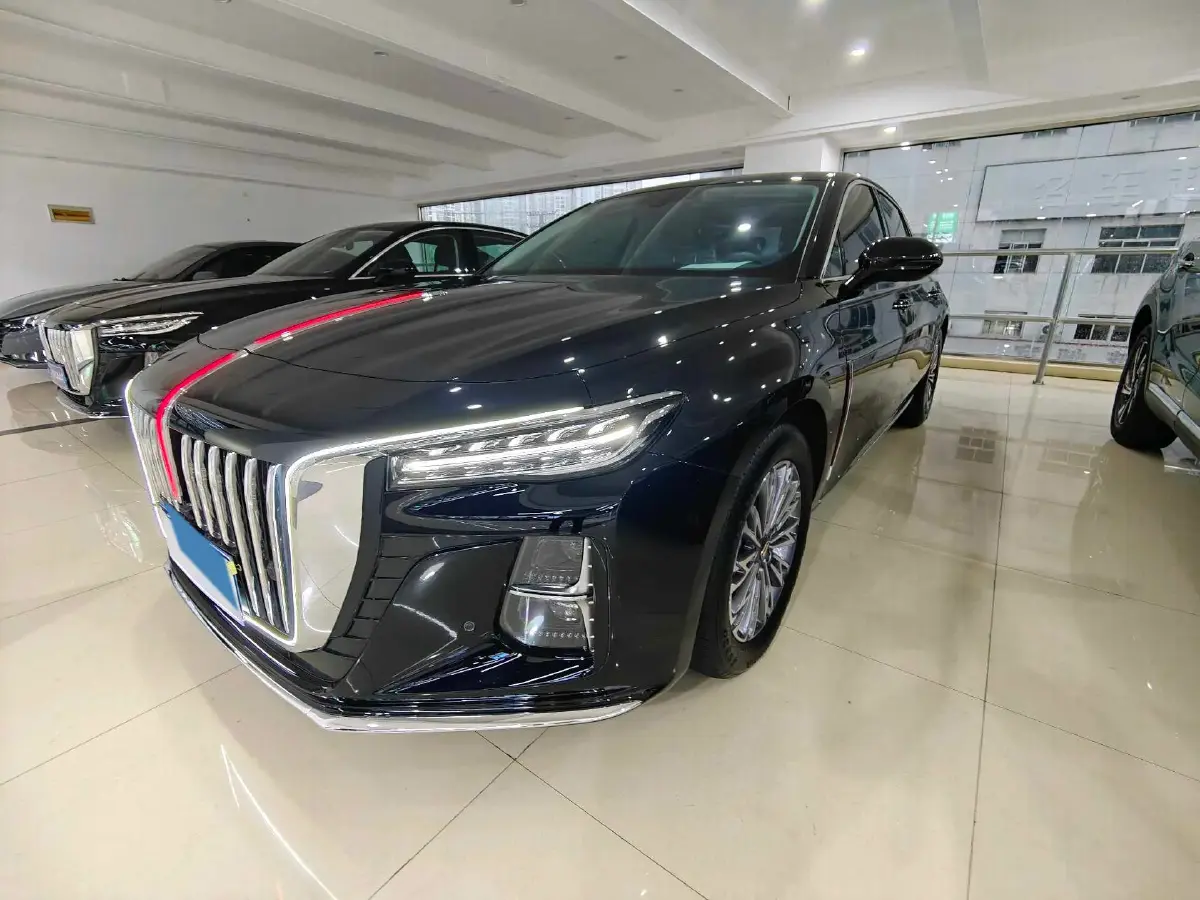 2024 HongQi H5 2.0T 224HP L4 8AT