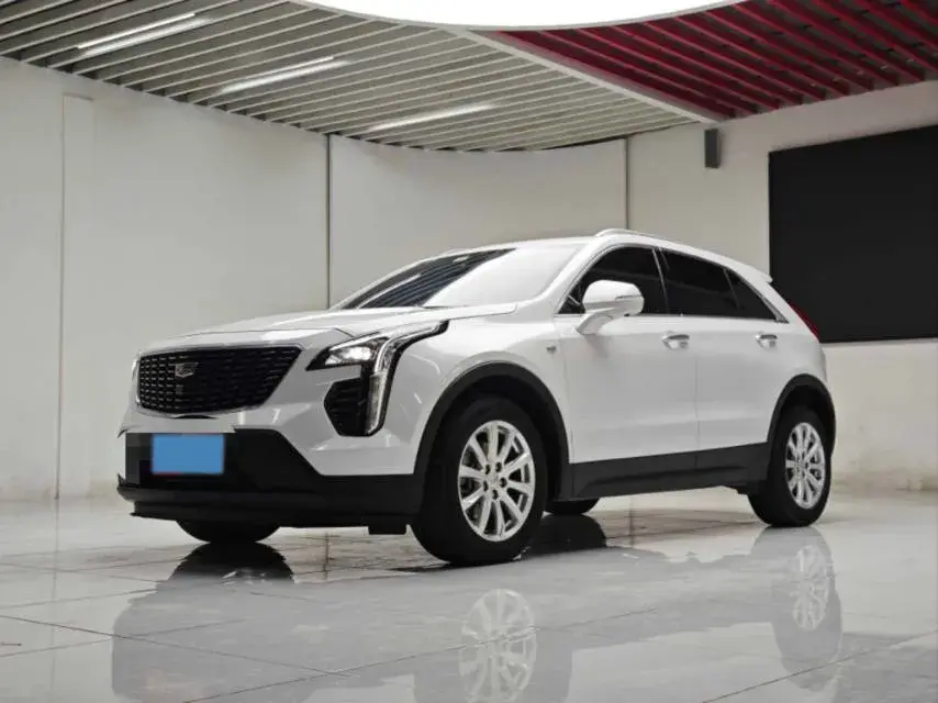 2021 Cadillac XT4 2.0T 237HP L4 9AT