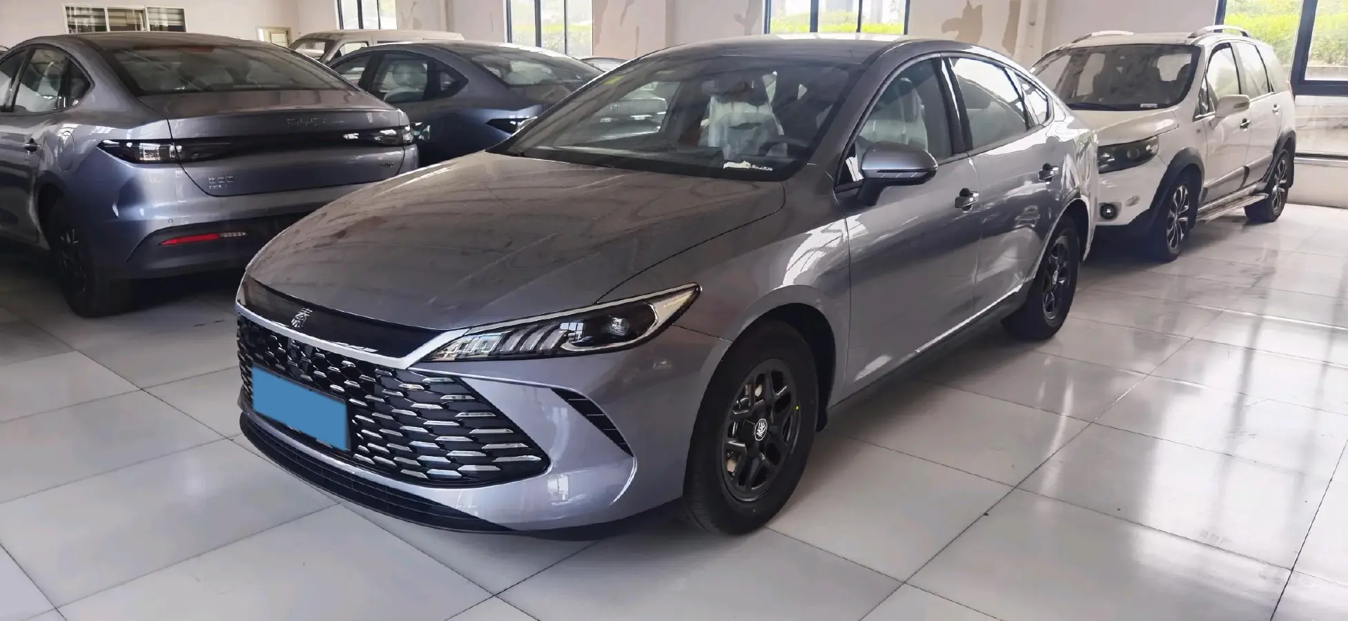 2025 BYD Qin Plus 1.5L 101HP L4 E-CVT PHEV 7.68KWH