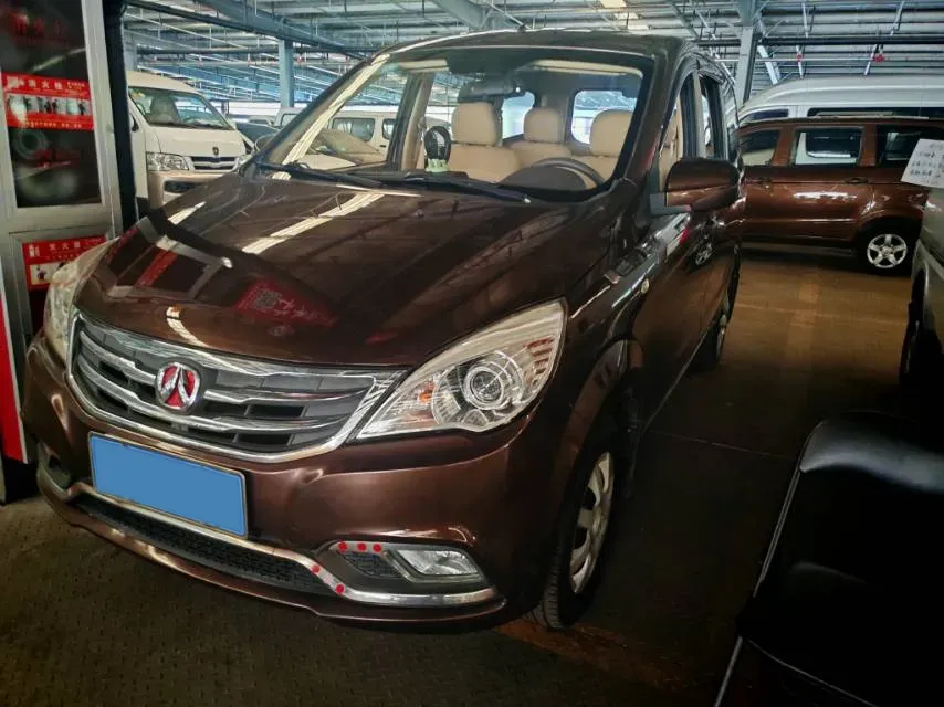 2015 BAIC WeiWang M30 1.5L 116HP L4 5MT,autocango,china used car exporter,china ev exporter,chinese used car exporter,chinese used ev exporter