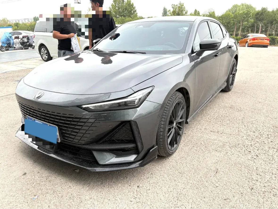 2023 ChangAn UNI-V 1.5T 188HP L4 7DCT