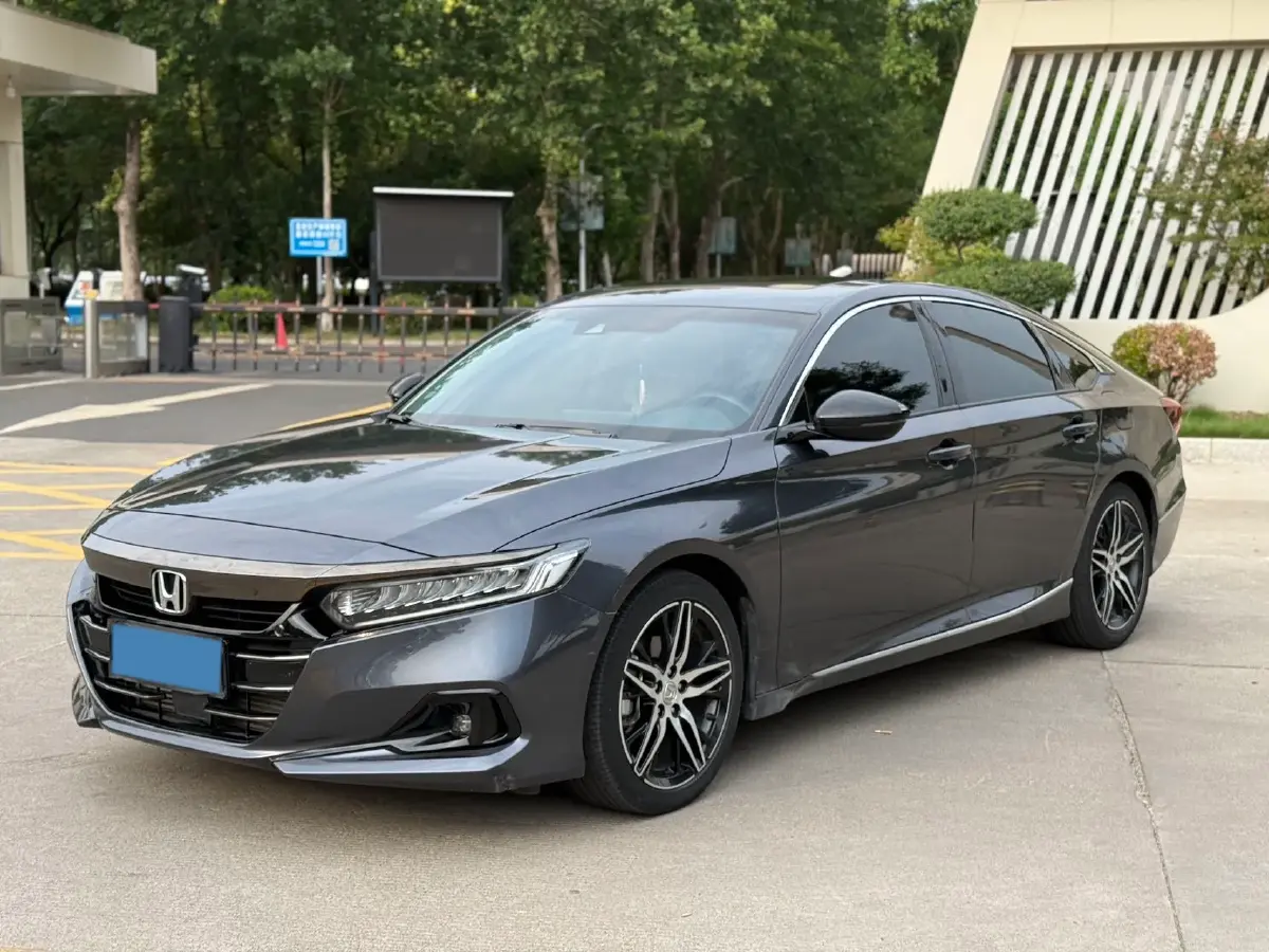 2022 Honda Accord 1.5T 194HP L4 CVT