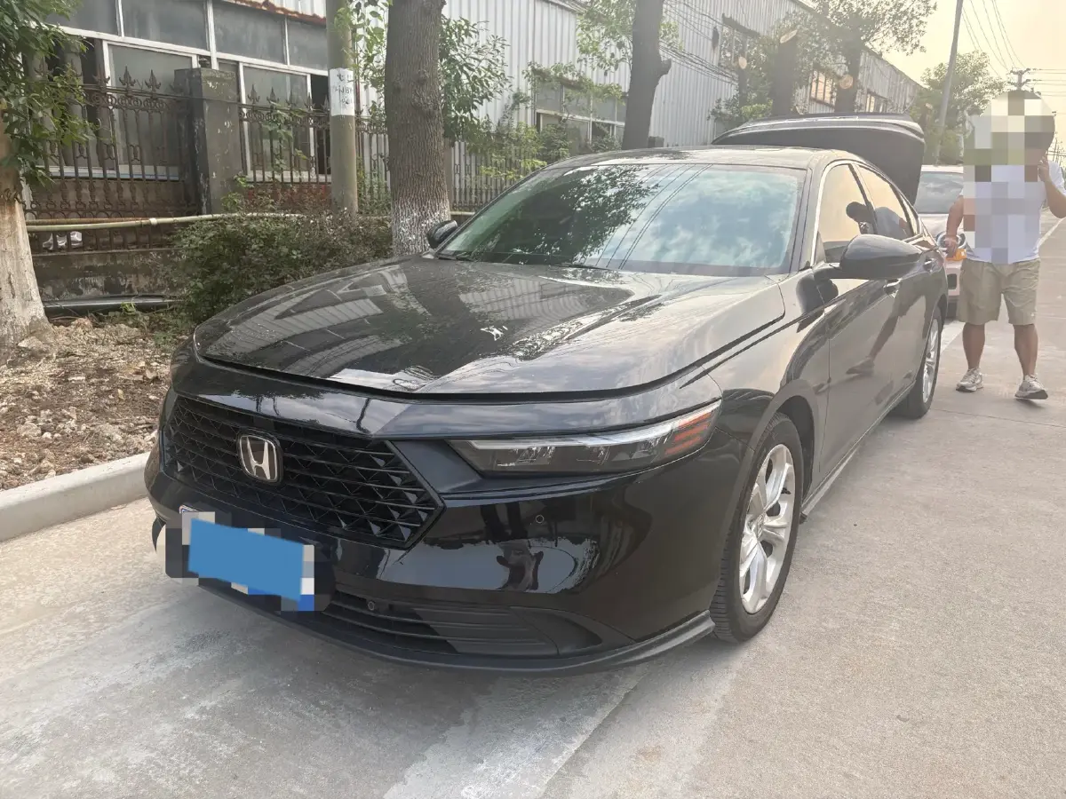 2023 Honda Accord 1.5T 192HP L4 CVT
