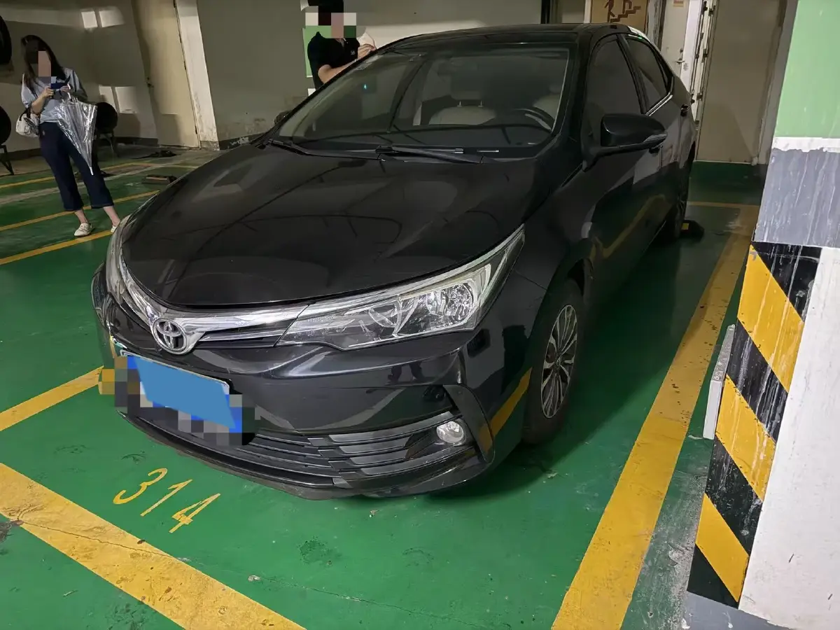 2017 Toyota Corolla 1.2T 116HP L4 6MT