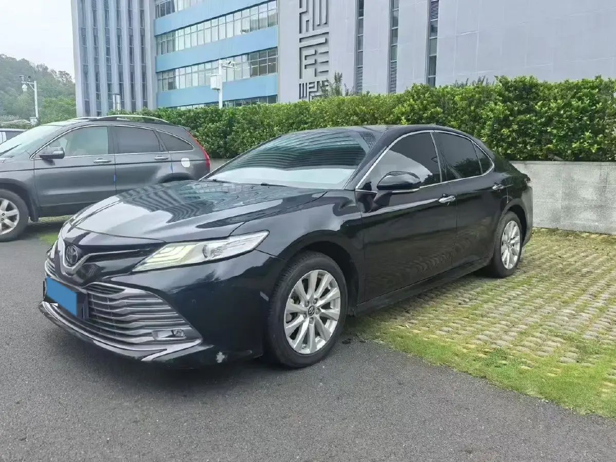 2019 Toyota Camry 2.0L 178HP L4 CVT