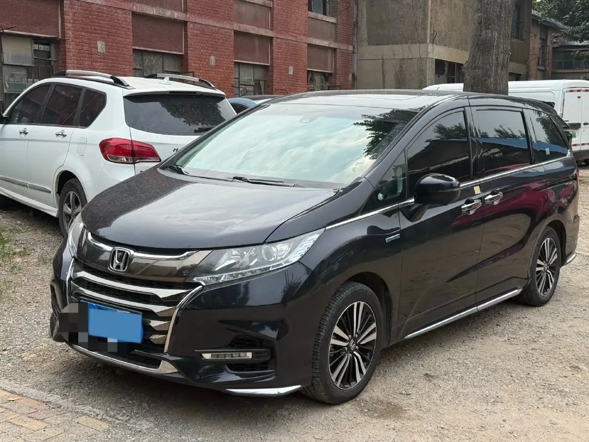 2019 Honda Odyssey 2.0L 146HP L4 E-CVT Hybrid