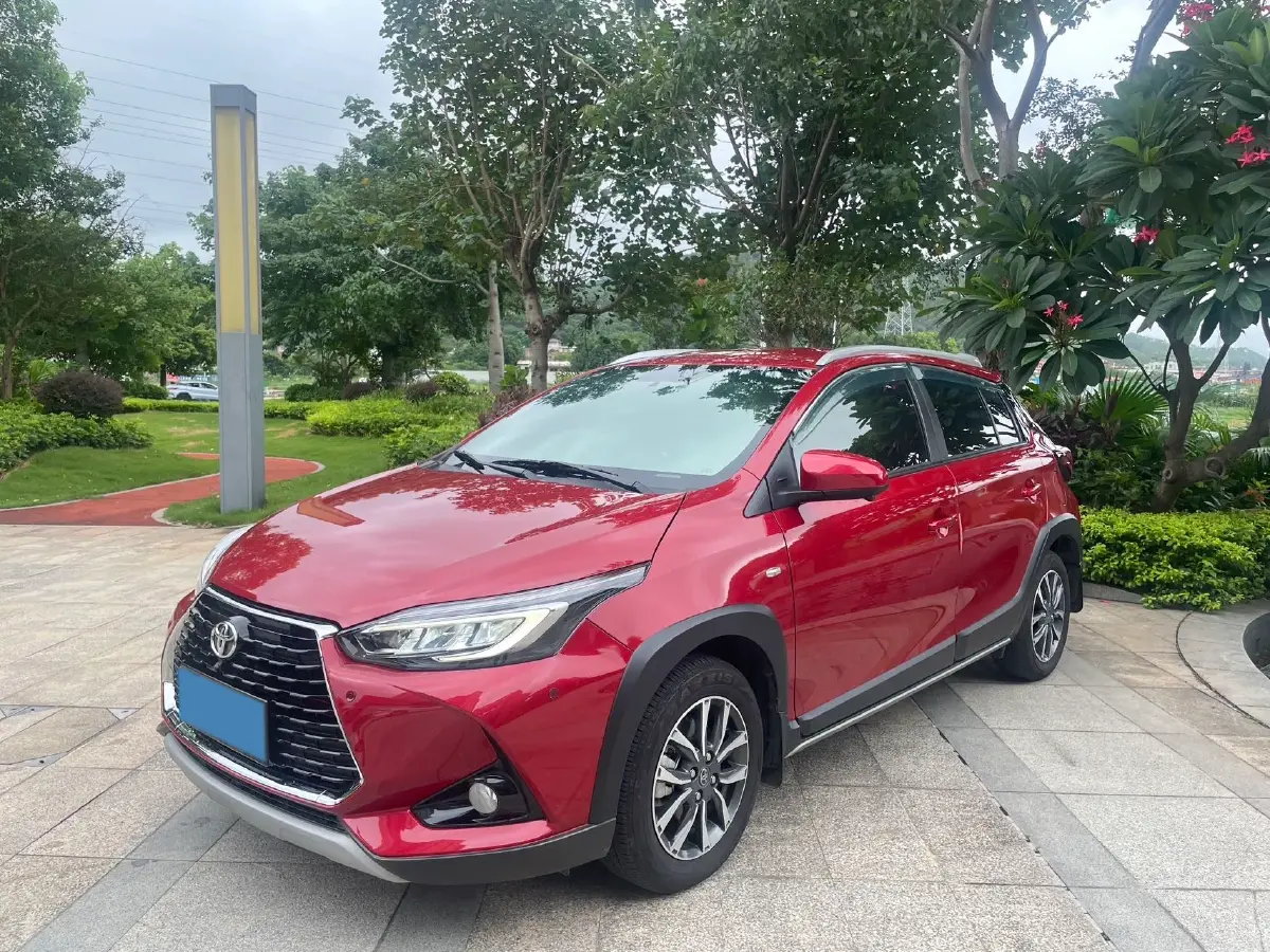 2022 Toyota Yaris L 1.5L 112HP L4 CVT