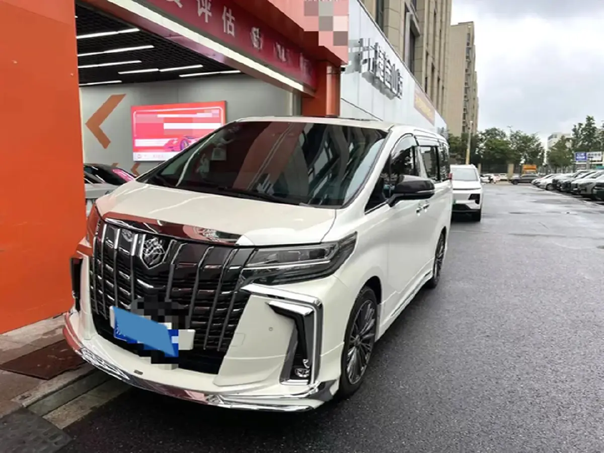 2020 Toyota Alphard 2.5L 117HP L4 E-CVT Hybrid