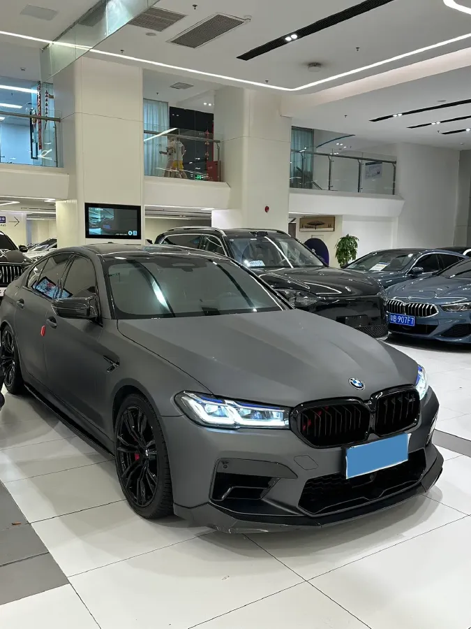 2021 BMW M5 4.4T 600HP V8 8AT,autocango,china used car exporter,china ev exporter,chinese used car exporter,chinese used ev exporter