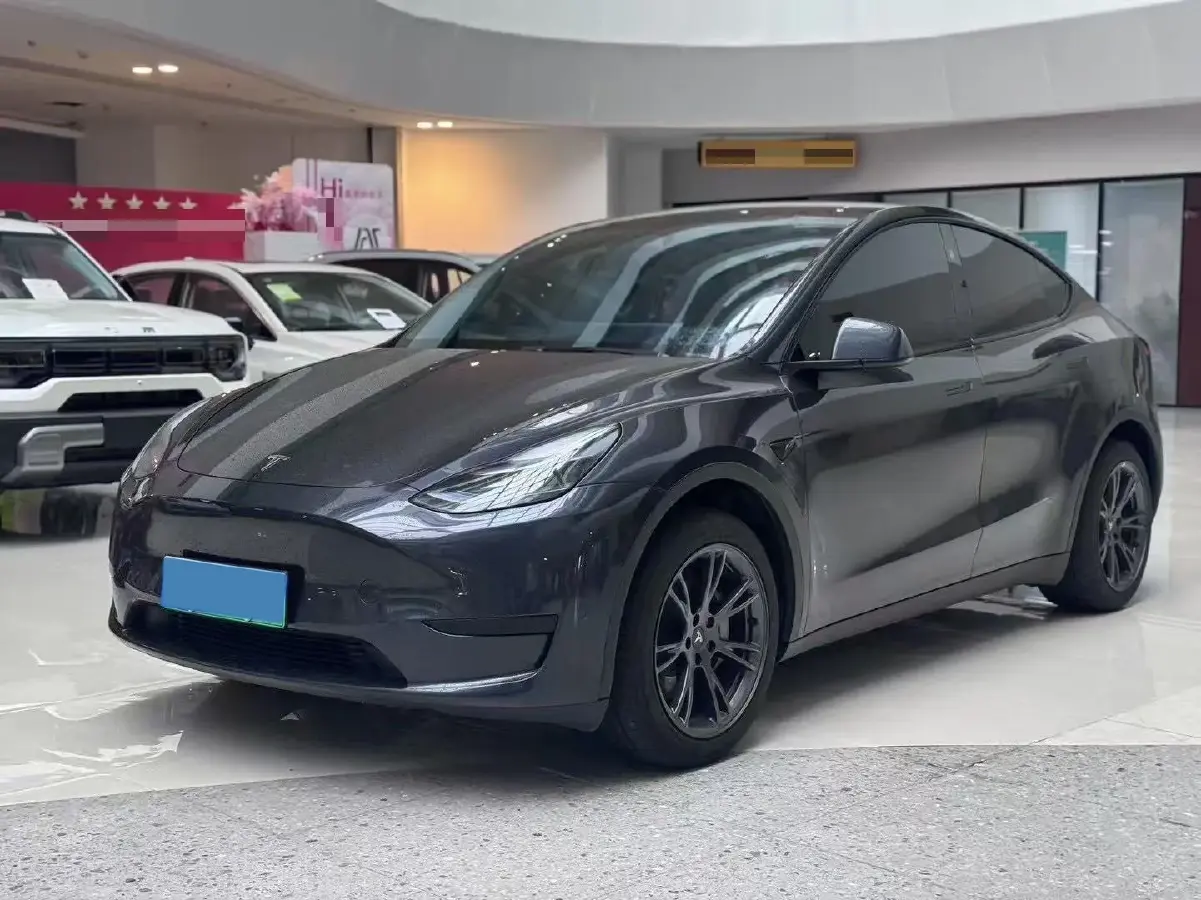 2024 Tesla Model Y BEV 60KWH