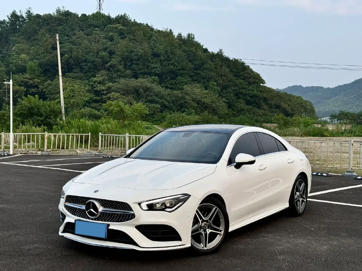 2022 Mercedes-Benz GLA Class 1.3T 163HP L4 8DCT