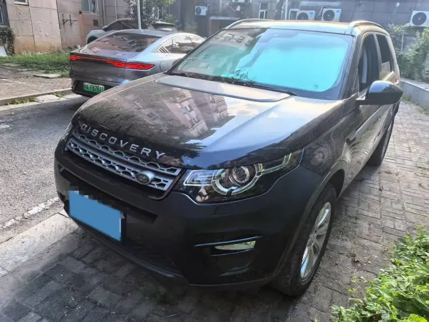 2019 Land Rover Discovery Sport 2.0T 241HP L4 9AT