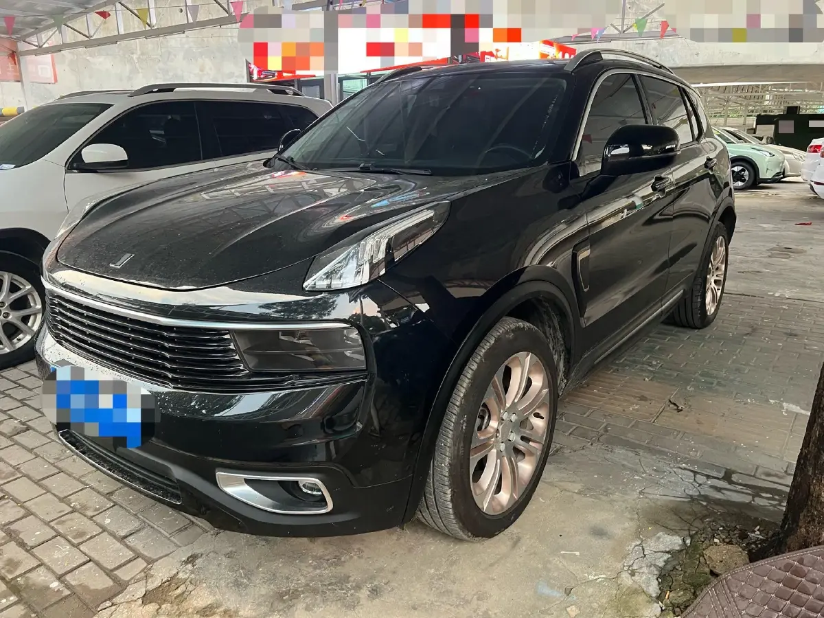 2017 LYNK&CO 01 2.0T 190HP L4 6AT