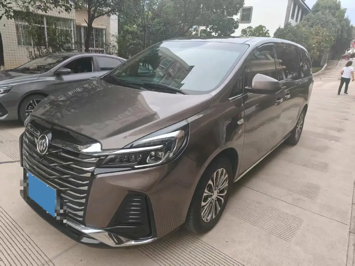 2023 Buick GL8 2.0T 237HP L4 9AT